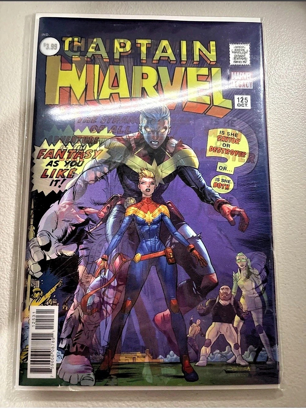 Marvel The Mighty Captain Marvel #125 Dan Mora Lenticular Homage Variant Cover
